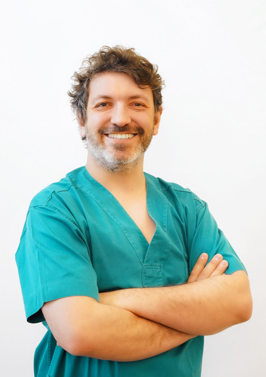 Odontoiatra Santina Marco – odontoiatria Studi Mezzena Centro di Riabilitazione Odontoiatrica a Concesio (BS) – Orzinuovi (BS) – Pessano (MI) – Treviglio (BG) –
